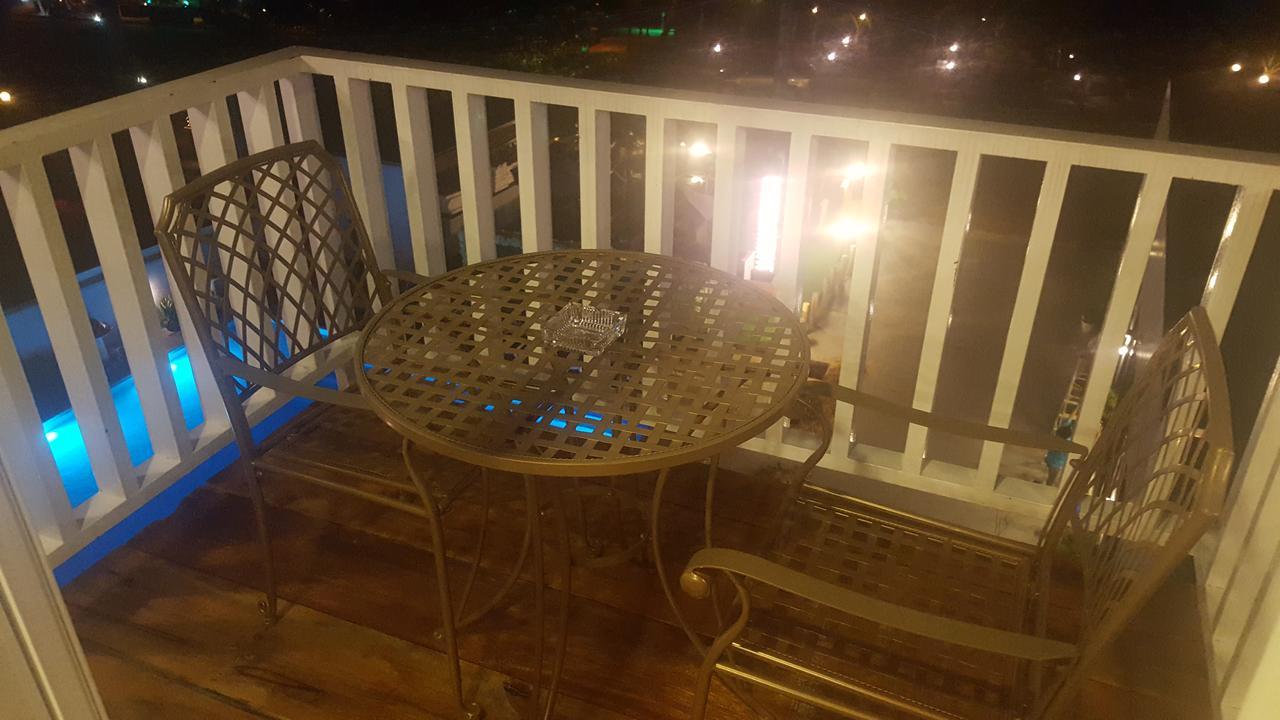 Royal Boutique Hotel Σίχανουκβιλ Δωμάτιο φωτογραφία